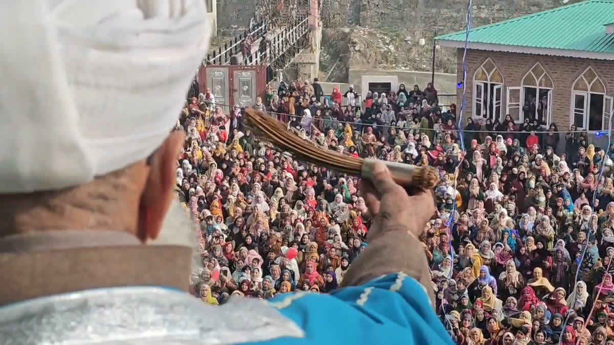 وادی کشمیر میں عید میلاد النبی ﷺ کی روح پرور تقریبات: مساجد، درگاہوں اور خانقاہوں میں عاشقان رسول ﷺ کا جم غفیر وادی کشمیر میں عید میلاد النبی ﷺ کی روح پرور تقریبات، مساجد، درگاہوں اور خانقاہوں میں عاشقان رسول ﷺ کا جم غفیر