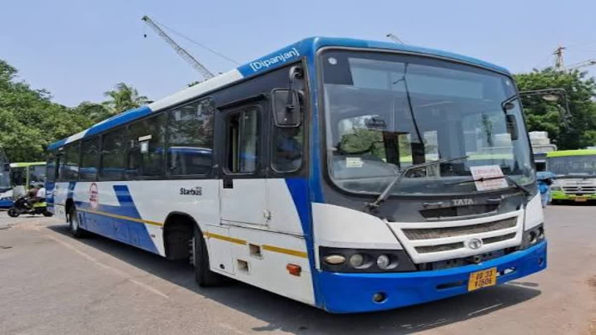 Under the auspices of the Chief Minister and the Urban Development Minister, CRUT has announced free travel for women passengers. More than one lakh women passengers will benefit.