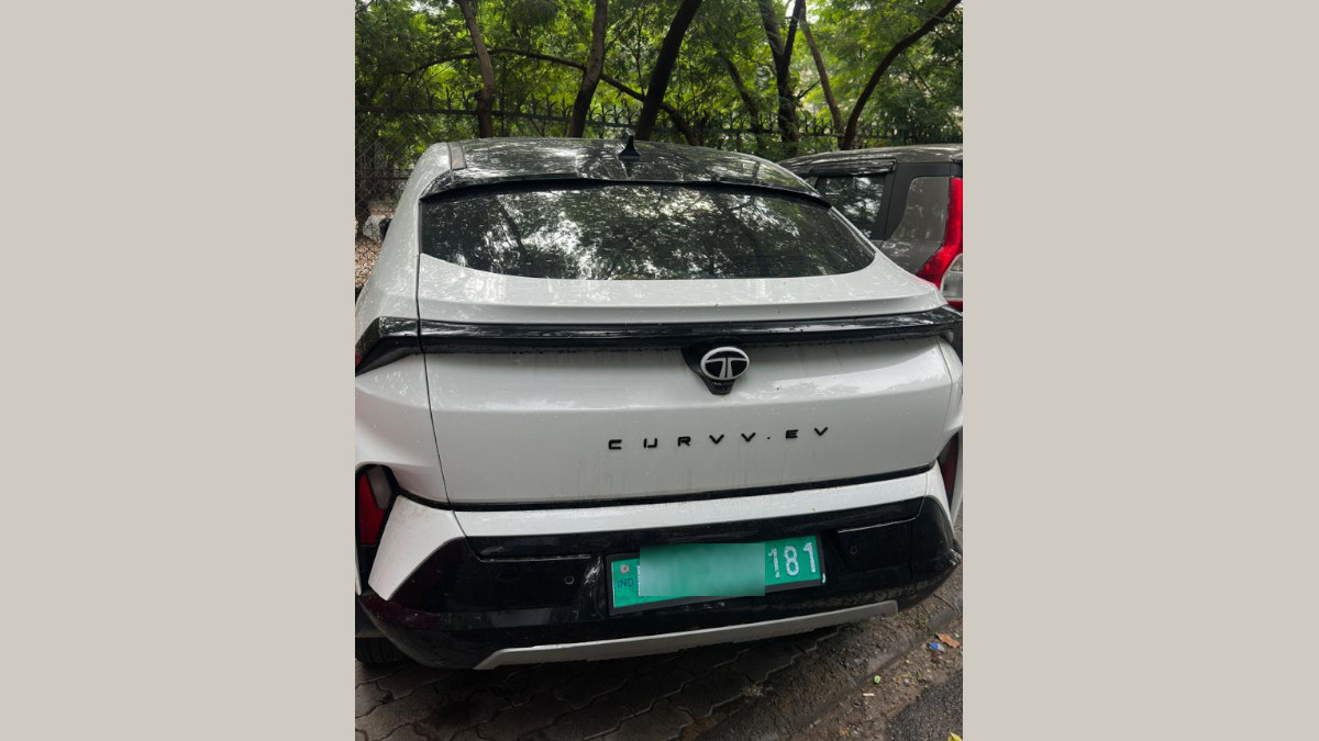 Received message regarding fake traffic challan for this car