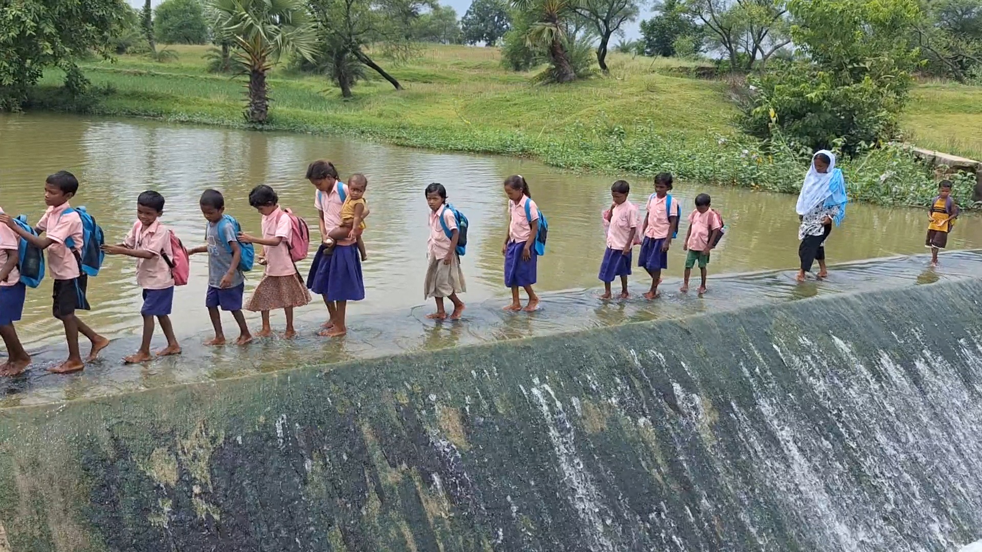 PAKUR CHEK DAM