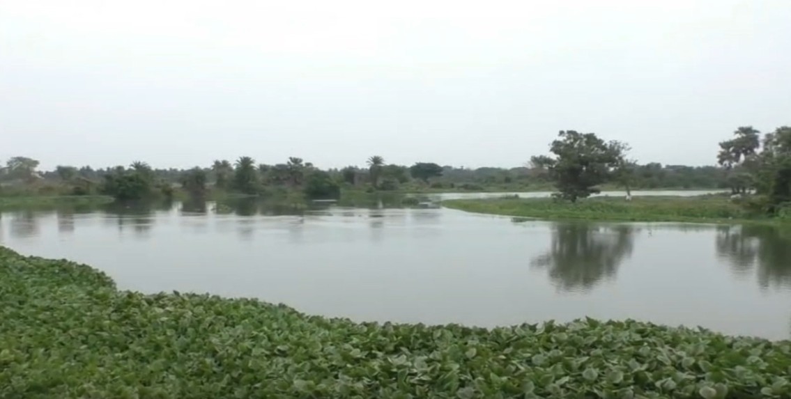 gobari river engulfs village of kendrapara madhurakul