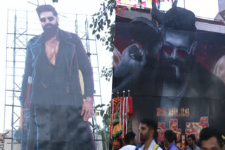 Yash Fans Turn Toxic FDFS Into A Festival