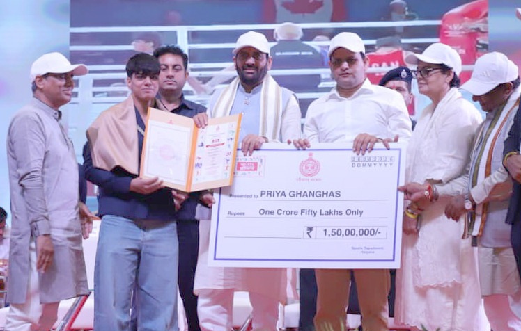 Chief Minister Nayab Singh Saini felicitated Commonwealth Games medalists and participants in Panchkula