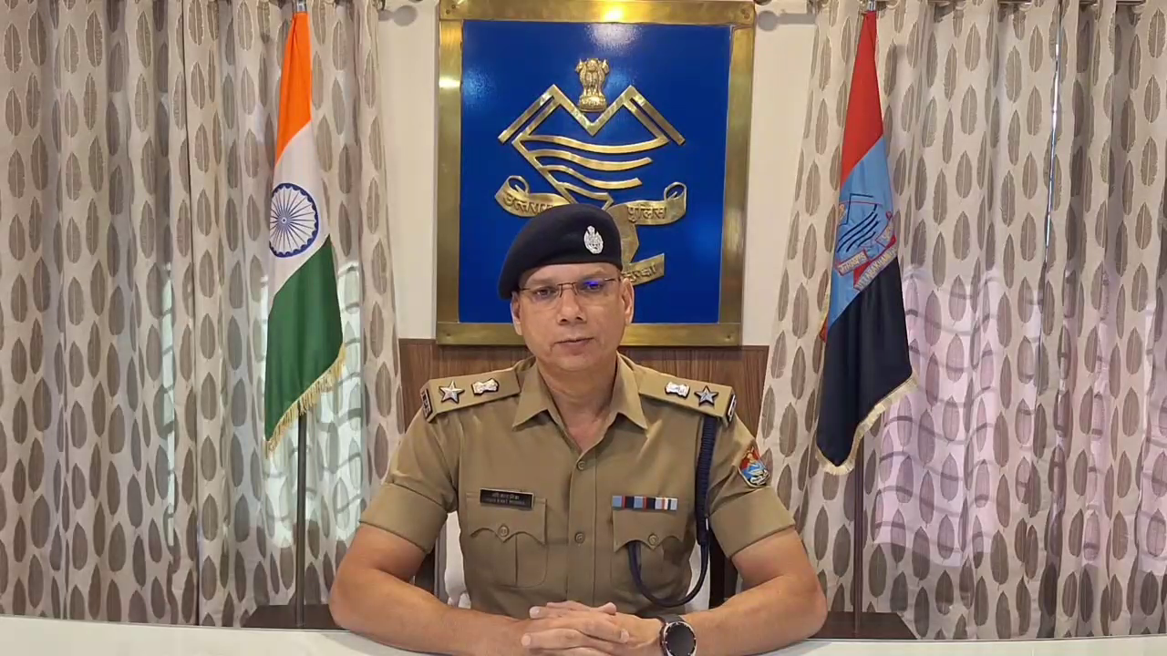 छात्रसंघ चुनाव नामांकन में मारपीट-फायरिंग मामला, 3 पुलिसकर्मी सस्पेंड, 3  आरोपी भी गिरफ्तार