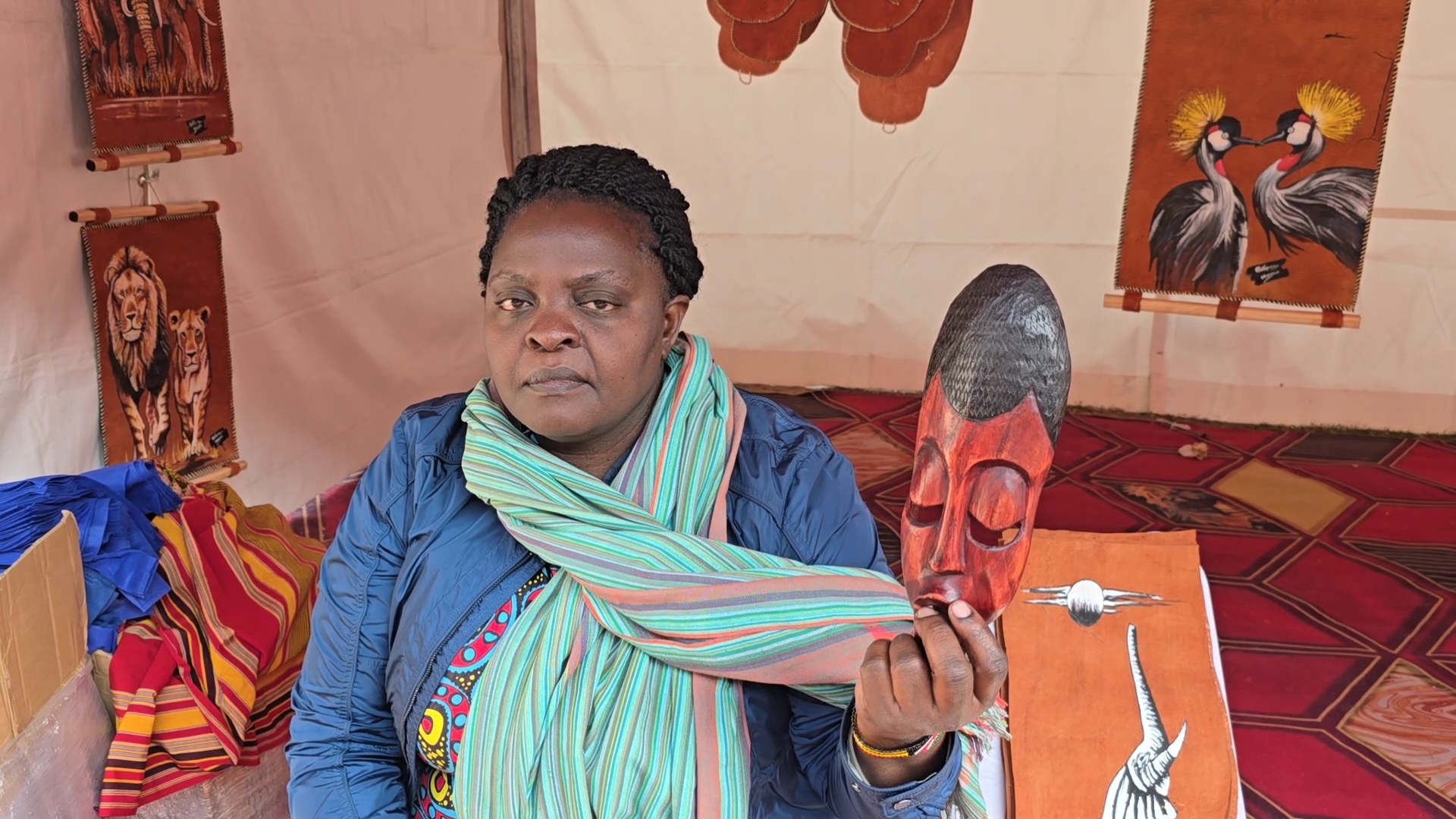 craftsmanship of artisans from other countries is attracting people at the International Geeta Mahotsav 2025