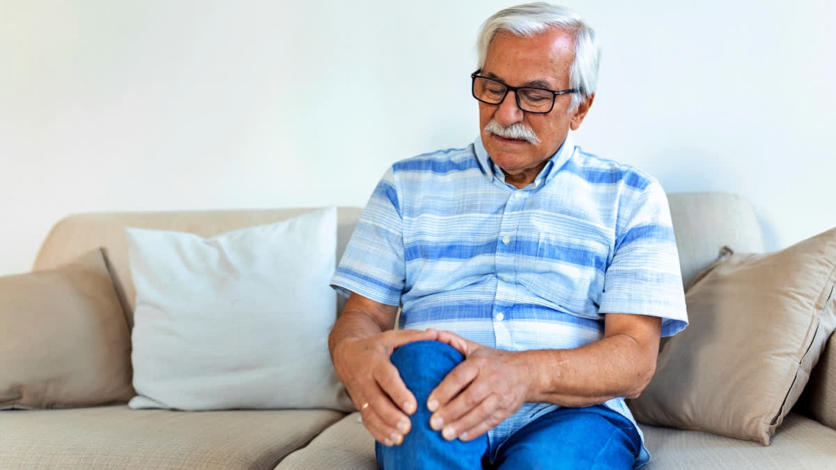 Reasons Why Joint Pain Worsens In Winter And How To Stay Pain-Free Joint pain in winter