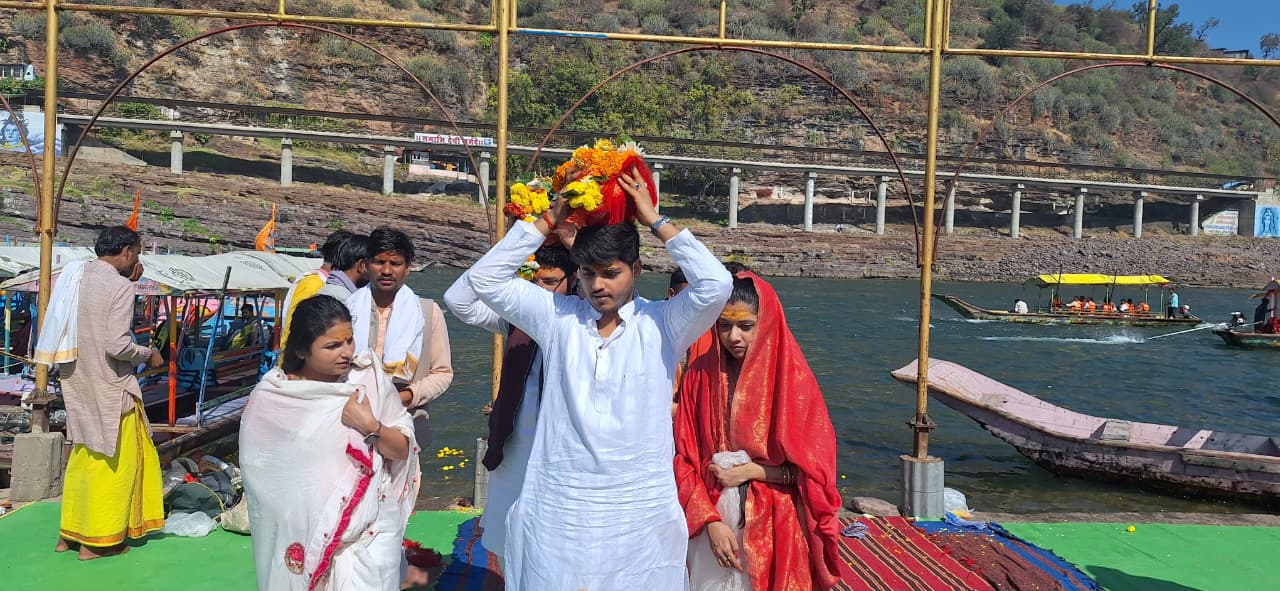 MP CM Son Abhimanyu NARMADA Yatra