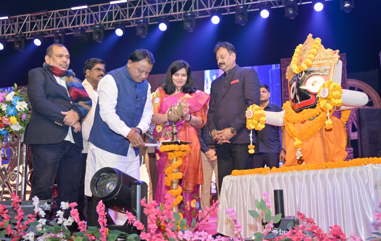 CM Mohan Majhi At  Khordha Mahotsav 2025