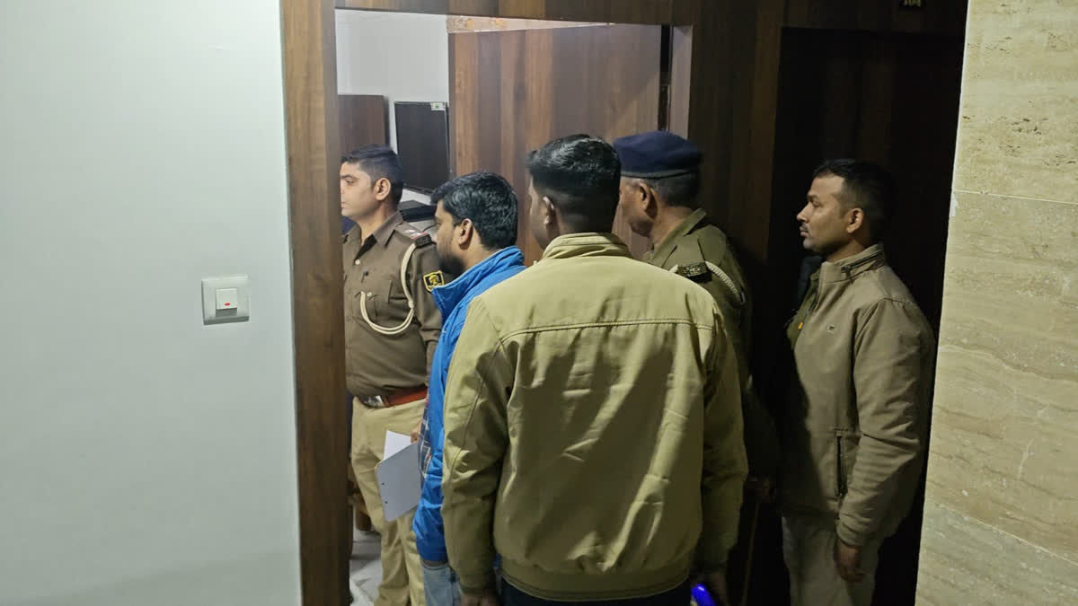 Retd Officer From England Found Dead In Patna Hotel Room, Police Launch Probe Retd Officer From England Found Dead In Patna Hotel Room, Police Launch Probe