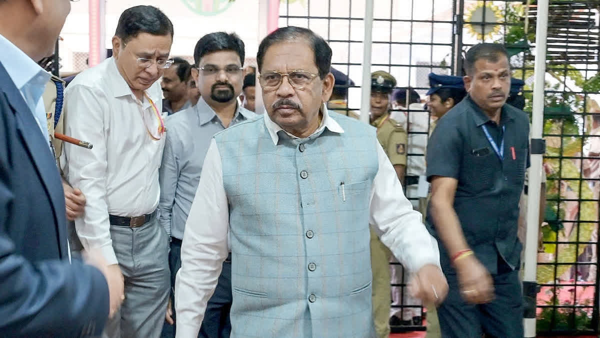 KARNATAKA HOME MINISTER PARAMESHWARA ON ILLEGAL SAND MINING