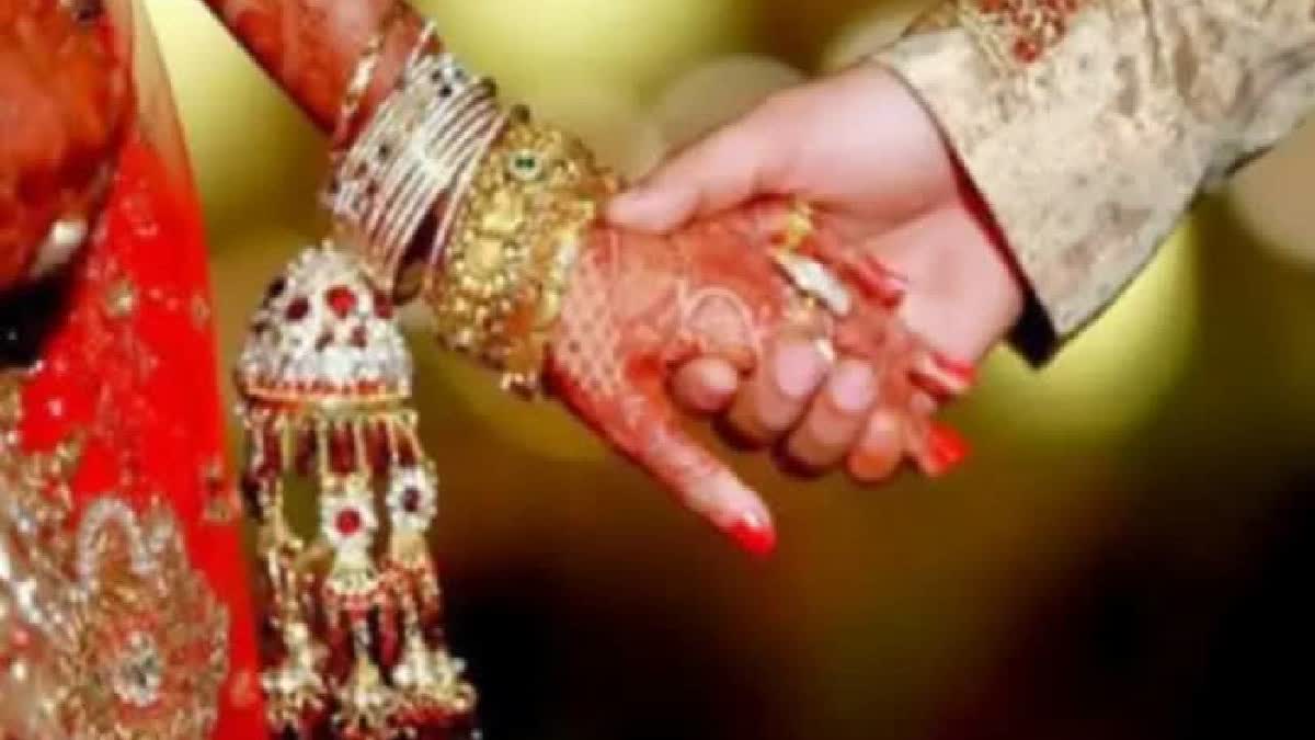 Love Marriages Trigger Social Boycott In Madhya Pradesh Village; Couples Seek Police Protection