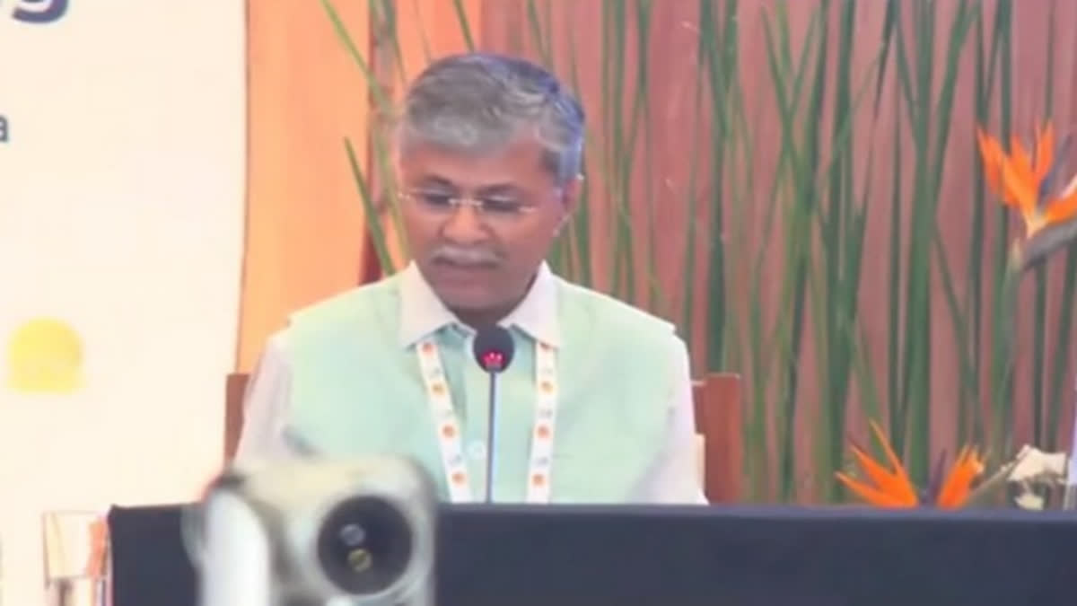 Ayush Ministry signs MoU with RIS for undertaking research on traditional medicines Ayush Ministry signs MoU with RIS for undertaking research on traditional medicines