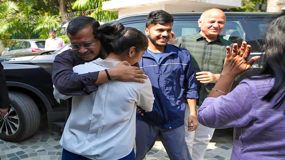 Arvind Kejriwal and manish sisodia