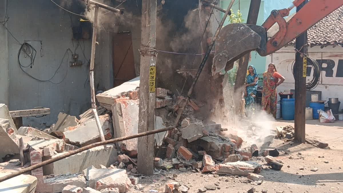 illegal construction demolition