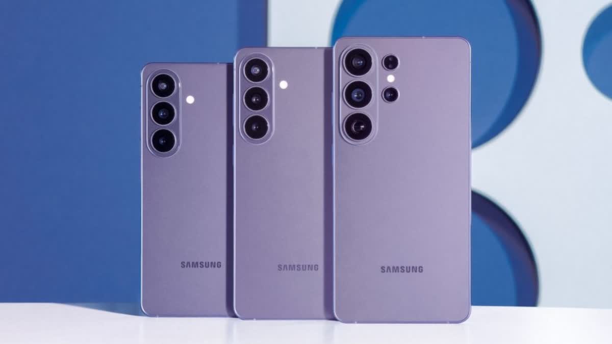 Now, even in the absence of network, users will be able to send emergency messages and data through satellite from Galaxy smartphones.