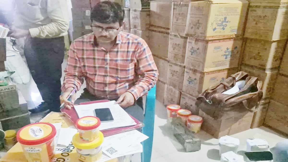 Ratlam nakli ghee khep seized