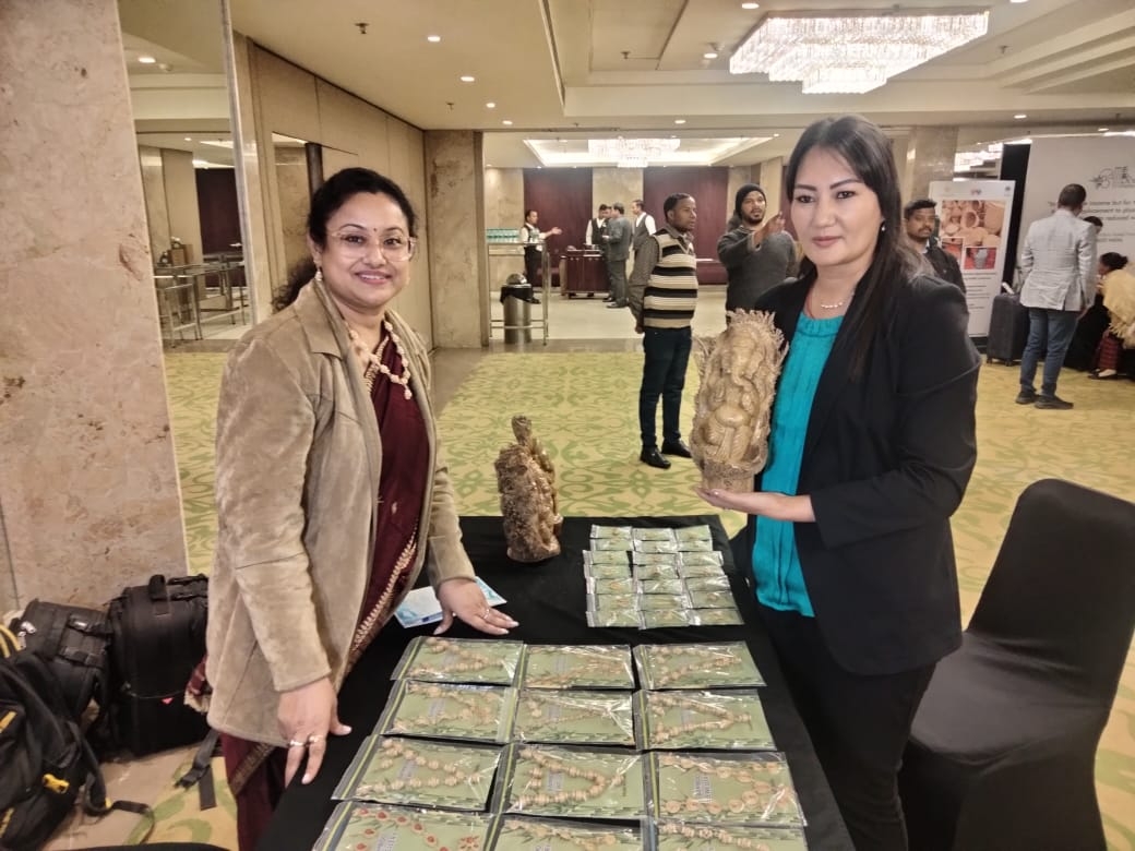 മുളയാഭരണങ്ങൾ  ഫാഷൻ ലോകത്തെ കരകൗശലം  കരകൗശല ആഭരണങ്ങള്‍  മുള കൊണ്ടുള്ള വസ്‌തുക്കള്‍