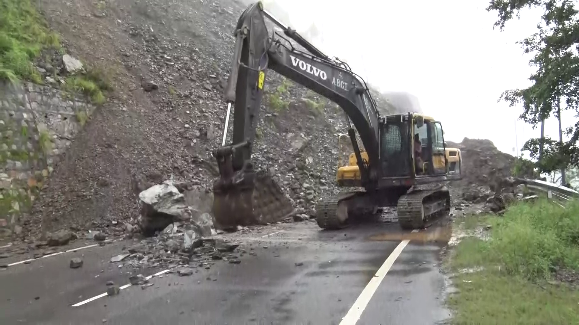 Char Dham Route Slope Treatment