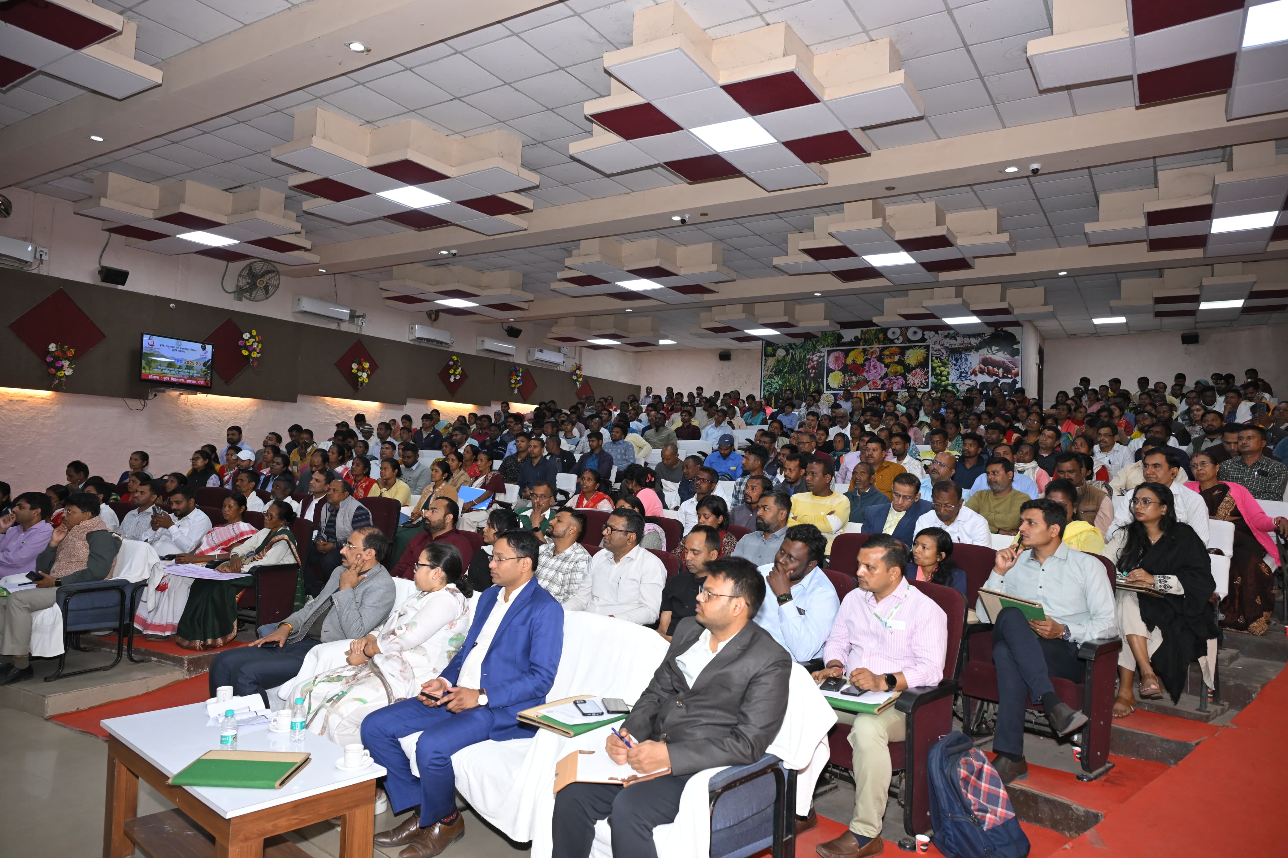 Transfer of assistance grant among FPOs of Jharkhand by Minister Shilpi Neha Tirkey