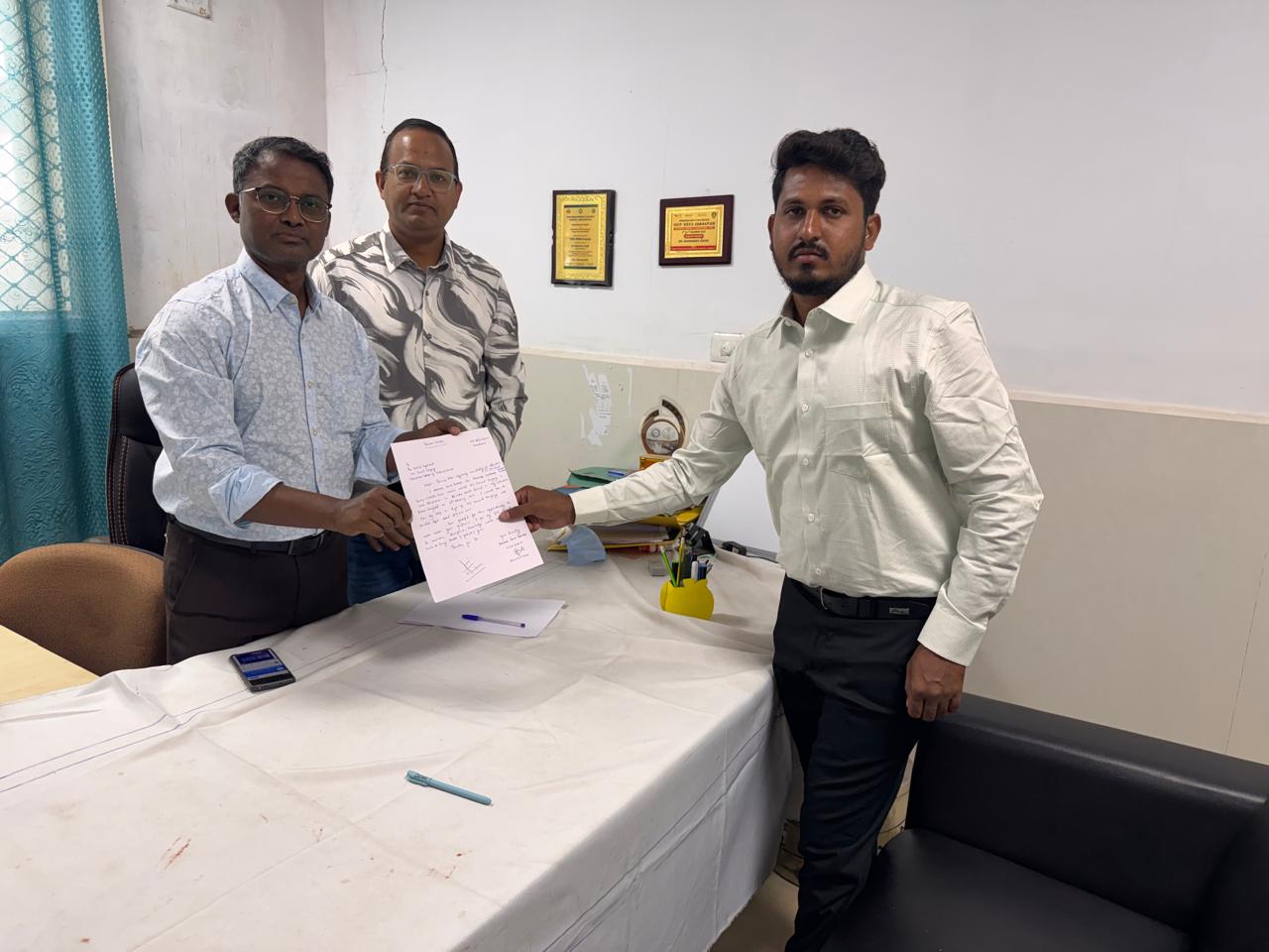 Chhindwara Docs gave Mass leave warning