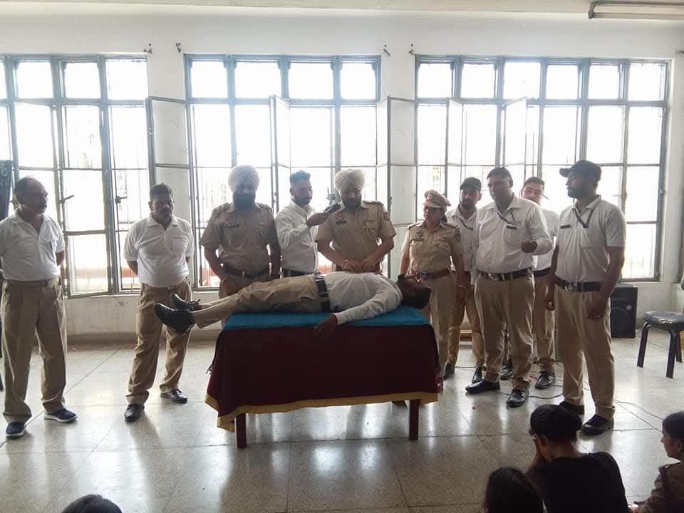 Corona Warriors Demand