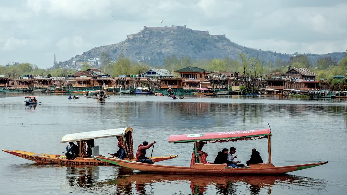 Jammu Kashmir Govt Shuns Rehabilitation Of Dal Dwellers With Eco-Hamlet Proposal