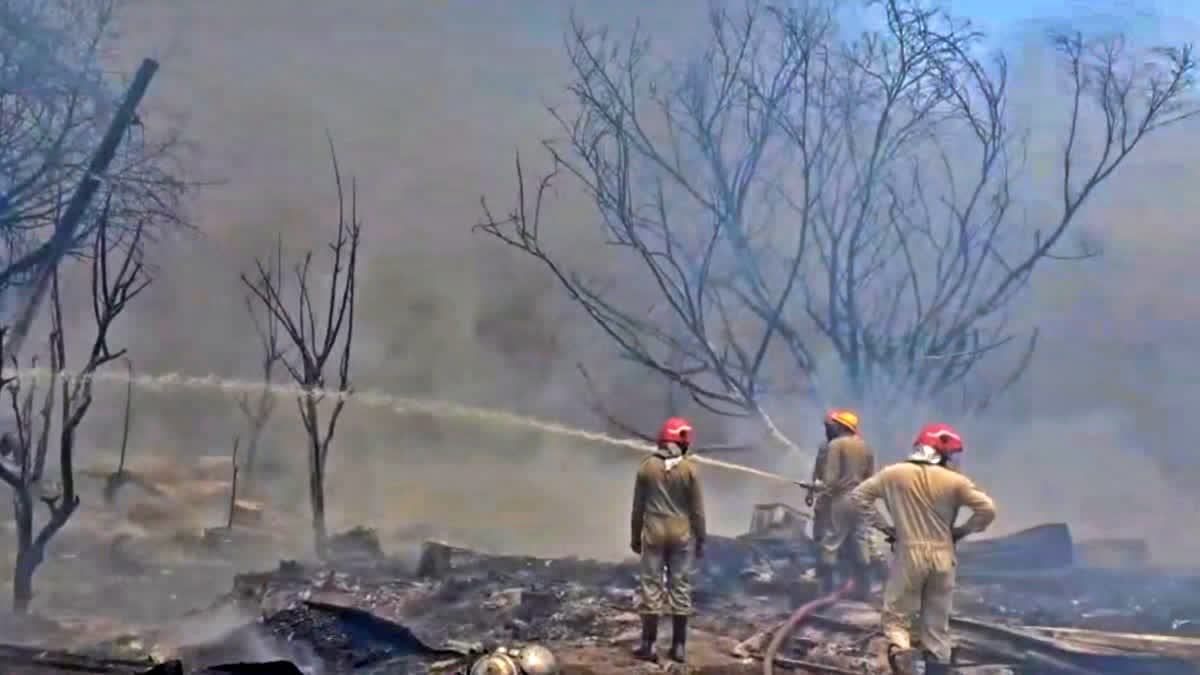 fire breaks out at slum in rohini area in delhi