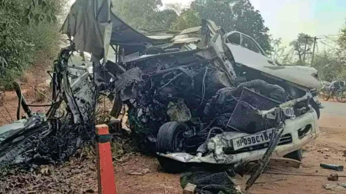 5 Killed, 7 Injured As SUV Collides With Tractor-Trolley In Madhya ...