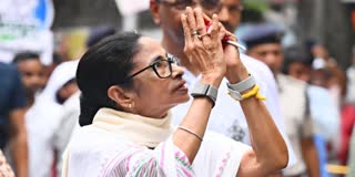mamata banerjee addresses public rally