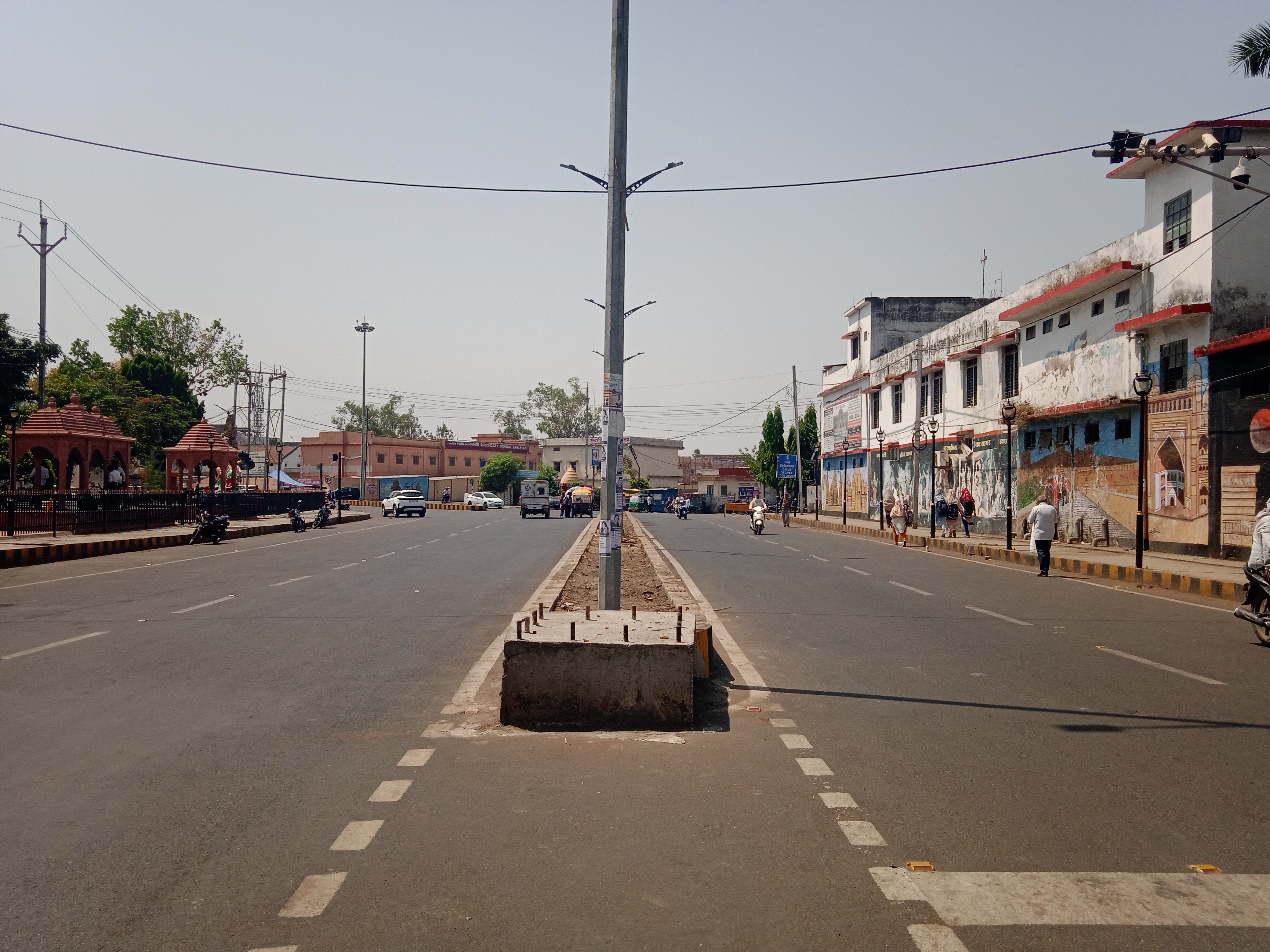 SAGAR CHHATARPUR TEMPERATURES 44 D