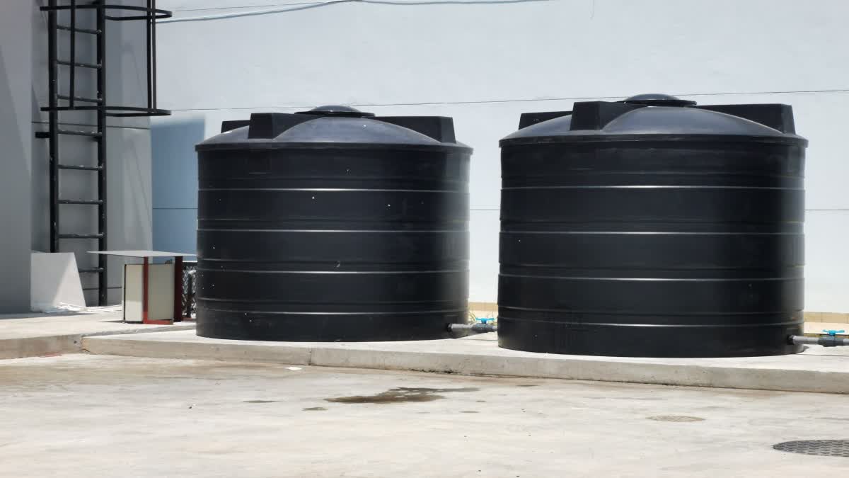 WATER TANK COOL IN SUMMER