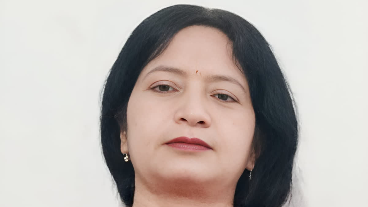 Teacher dies in horrific accident