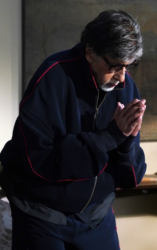 Amitabh Bachchan recalls how 'Namaskaar' became global during Covid