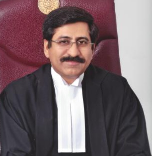 SANJIV SACHDEVA IN COLLEGIEM