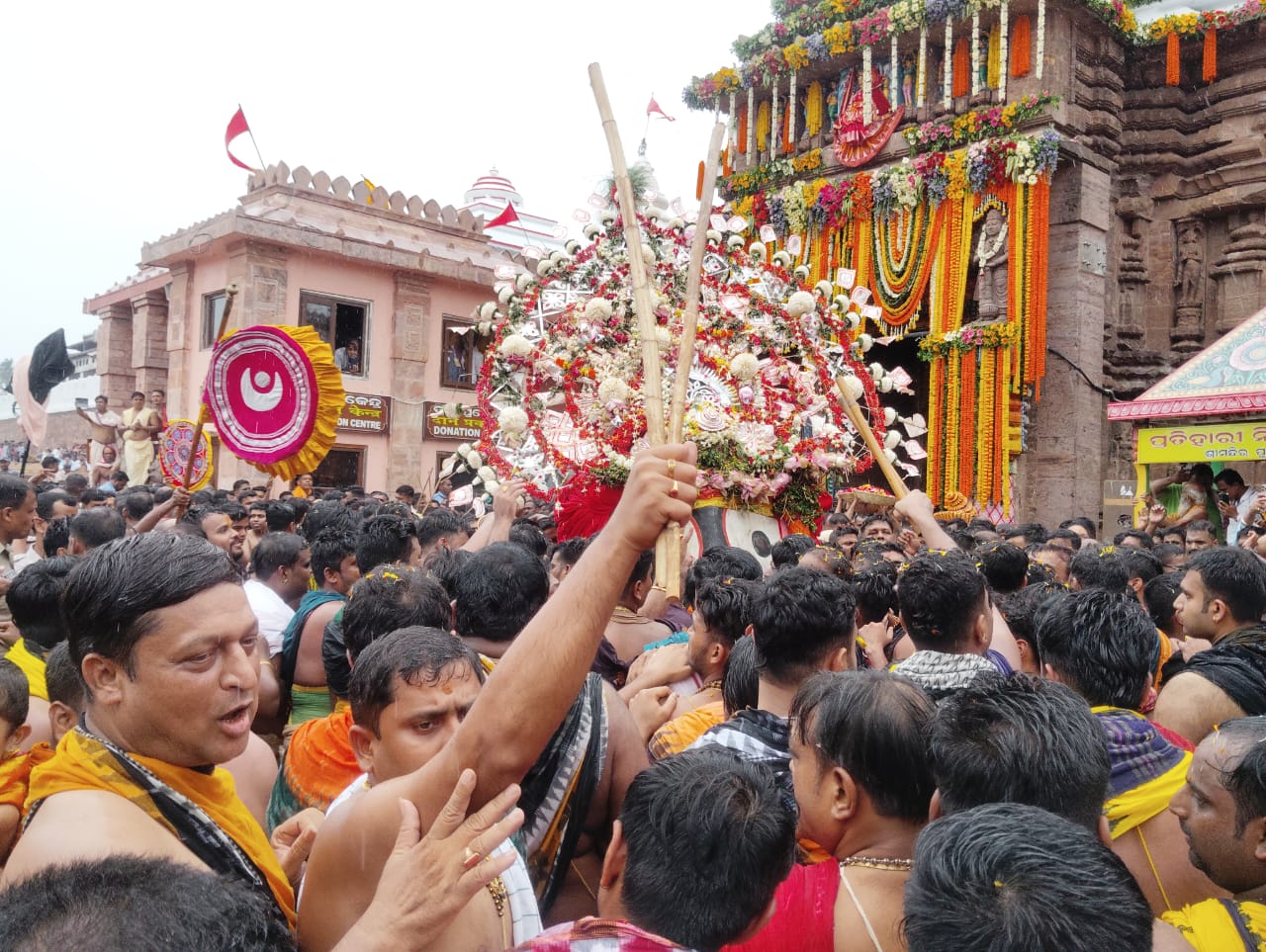 Puri Jagannath Rath Yatra 2025 LIVE: Watch Pahandi Of Mahaprabhu Jagannath
