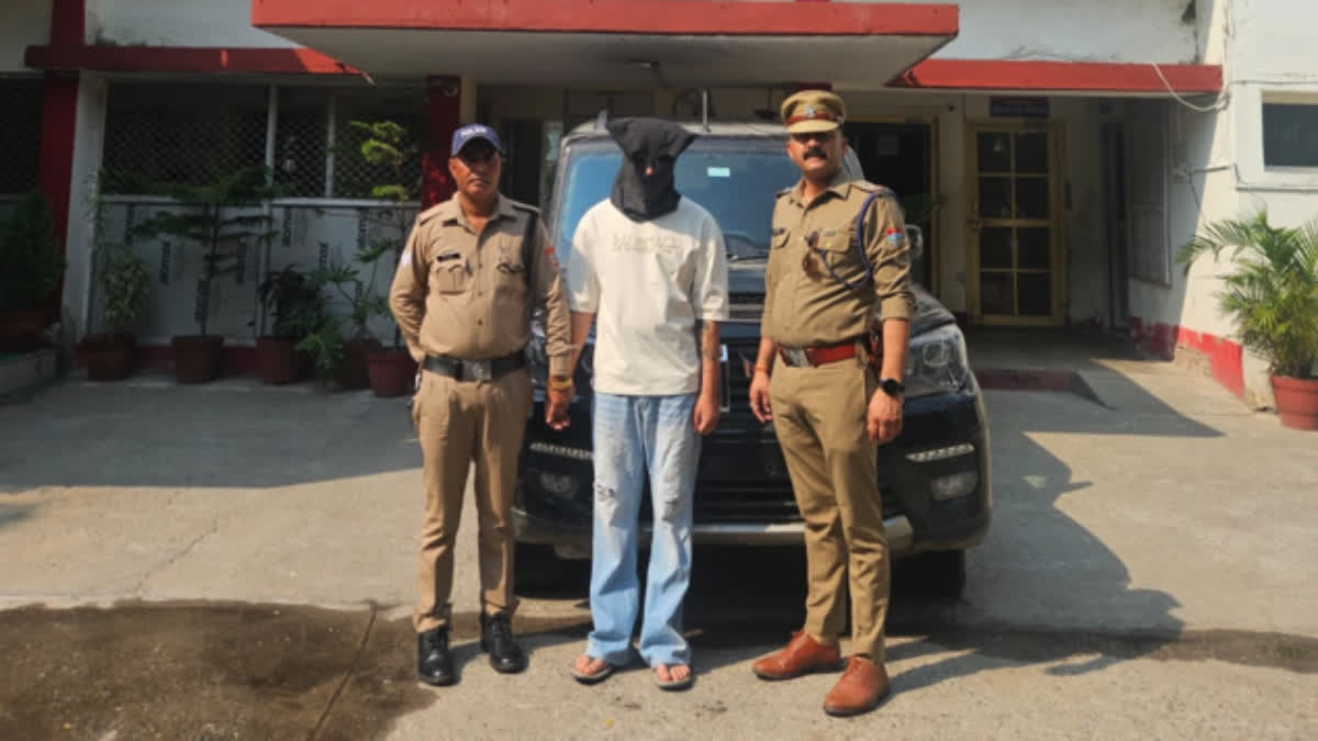 CRIMINAL ARRESTED WITH STOLEN CAR
