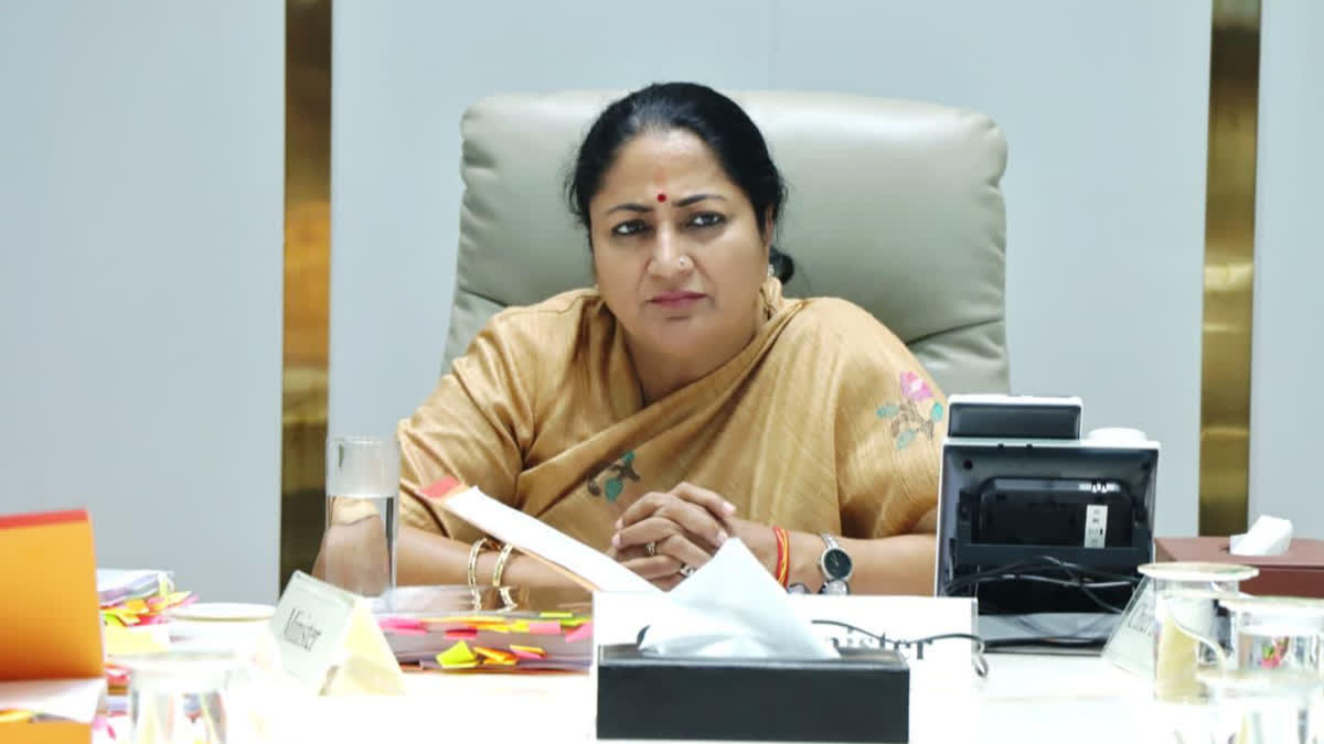 कोचिंग सेंटरों को CM रेखा गुप्ता का अल्टीमेटम