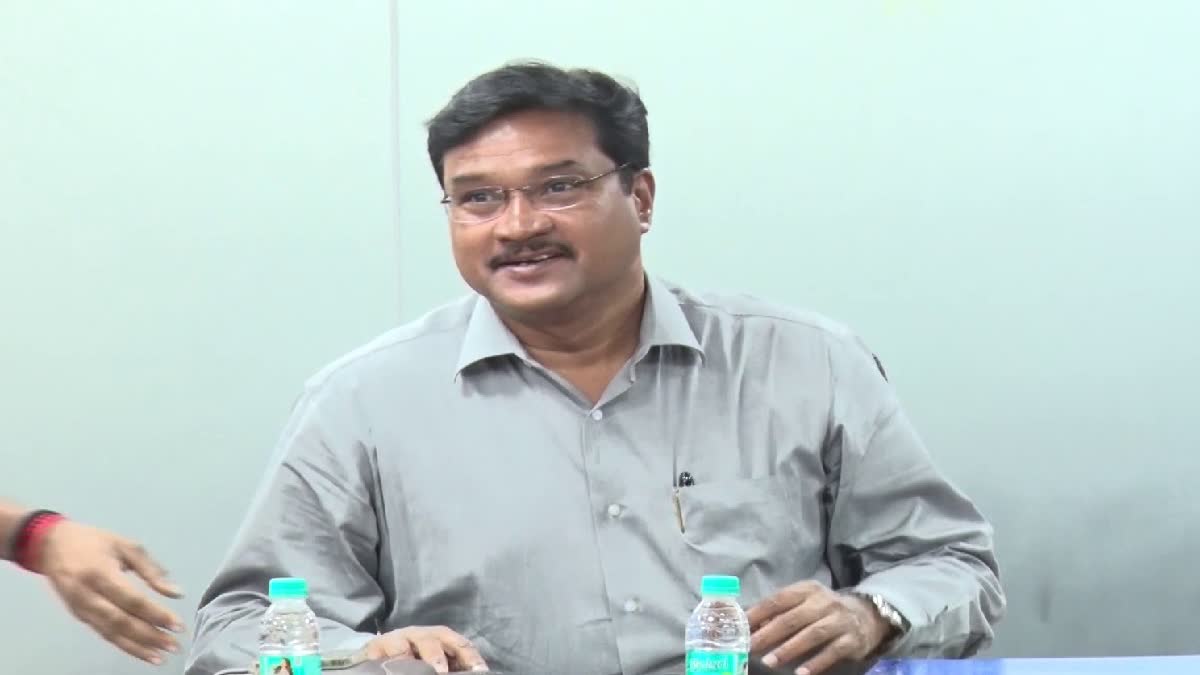 హైడ్రా నోటీసులు ఇవ్వదు - కూల్చడమే : కమిషనర్ రంగనాథ్ - Commissioner ...
