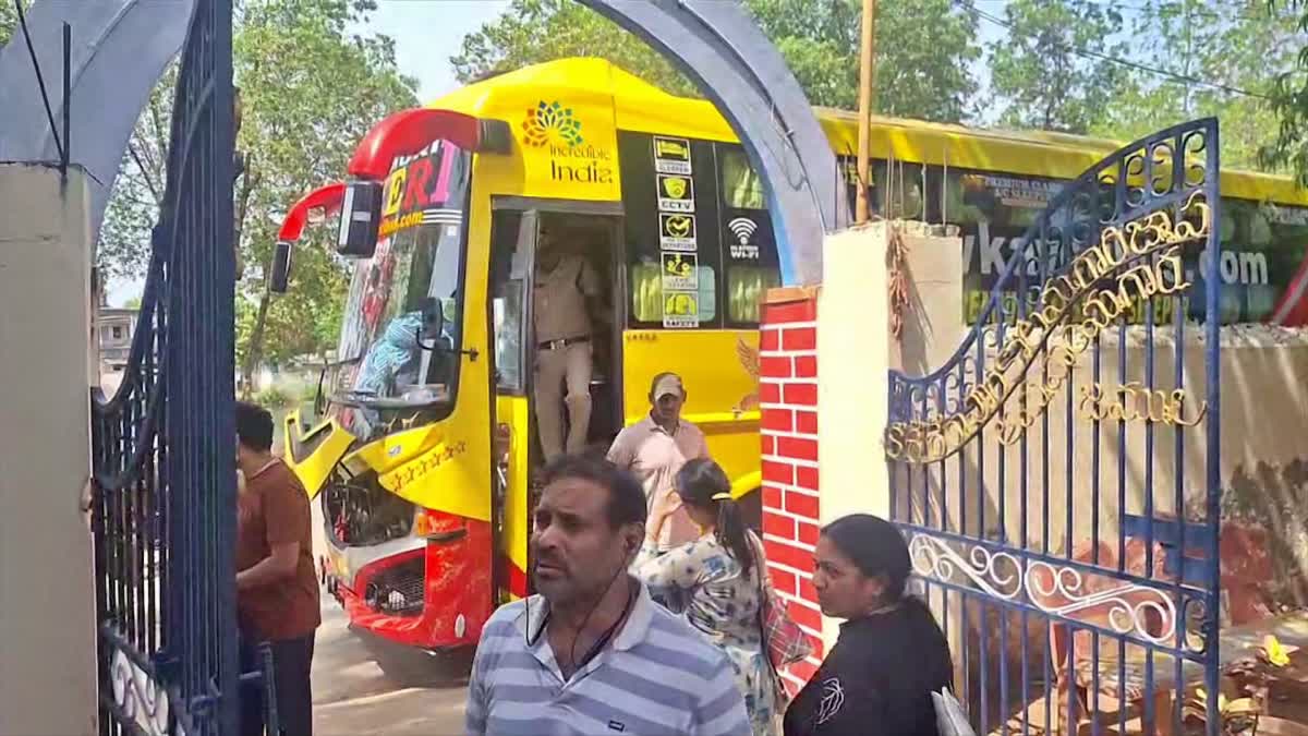 Gold Stolen From A Private Travel Bus