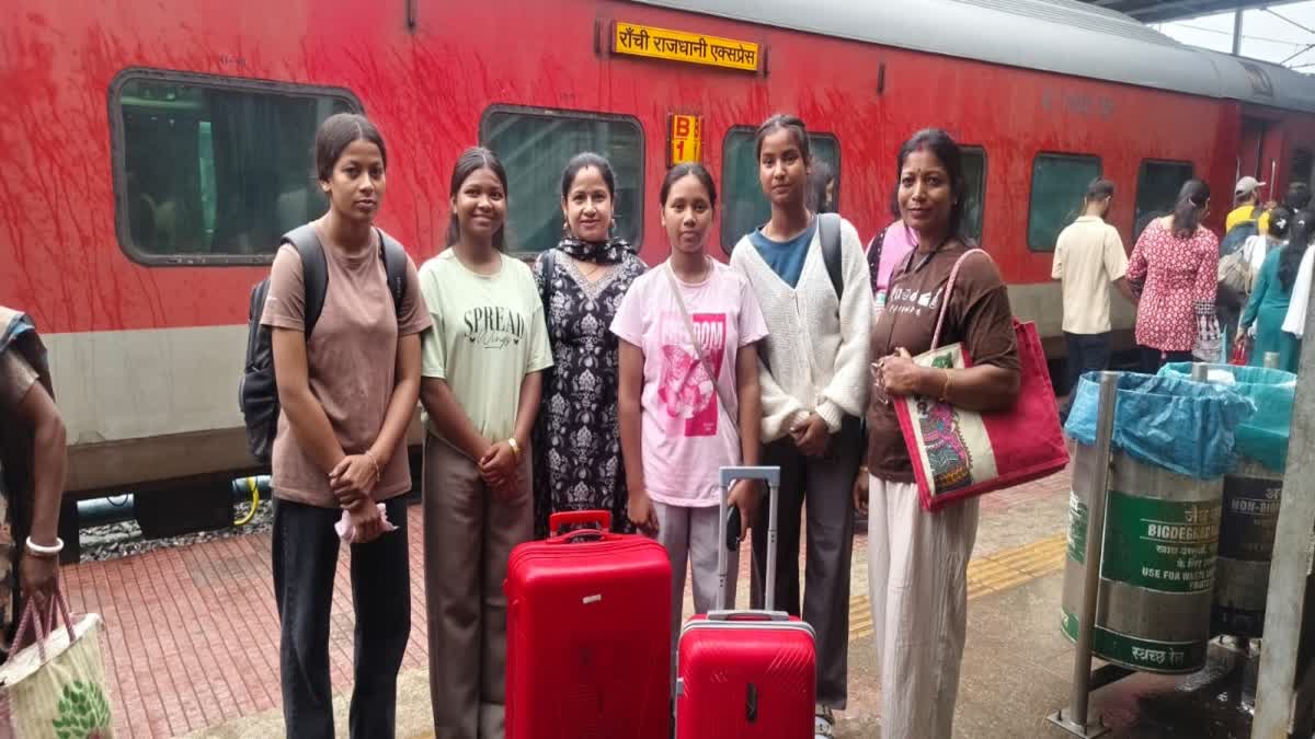 Four girls from Ranchi will tie Rakhi to President Droupadi Murmu