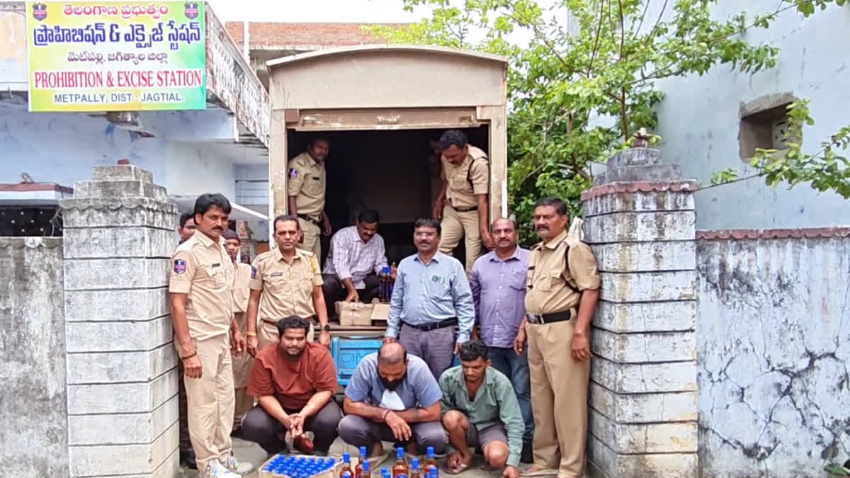 Gang Arrested For Illegally Liquor