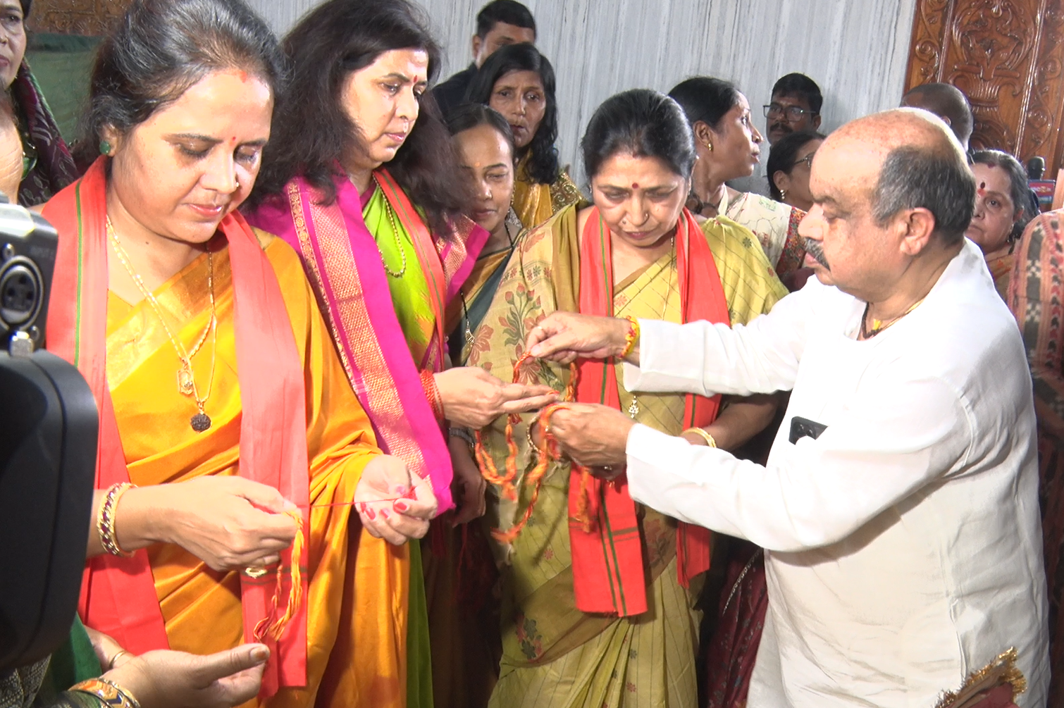 praying for state happiness in raipur