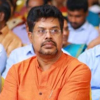 Lyricist Shibu Chakravarthy on the Unexpected Triumph of 'Yavana Kadhayile'