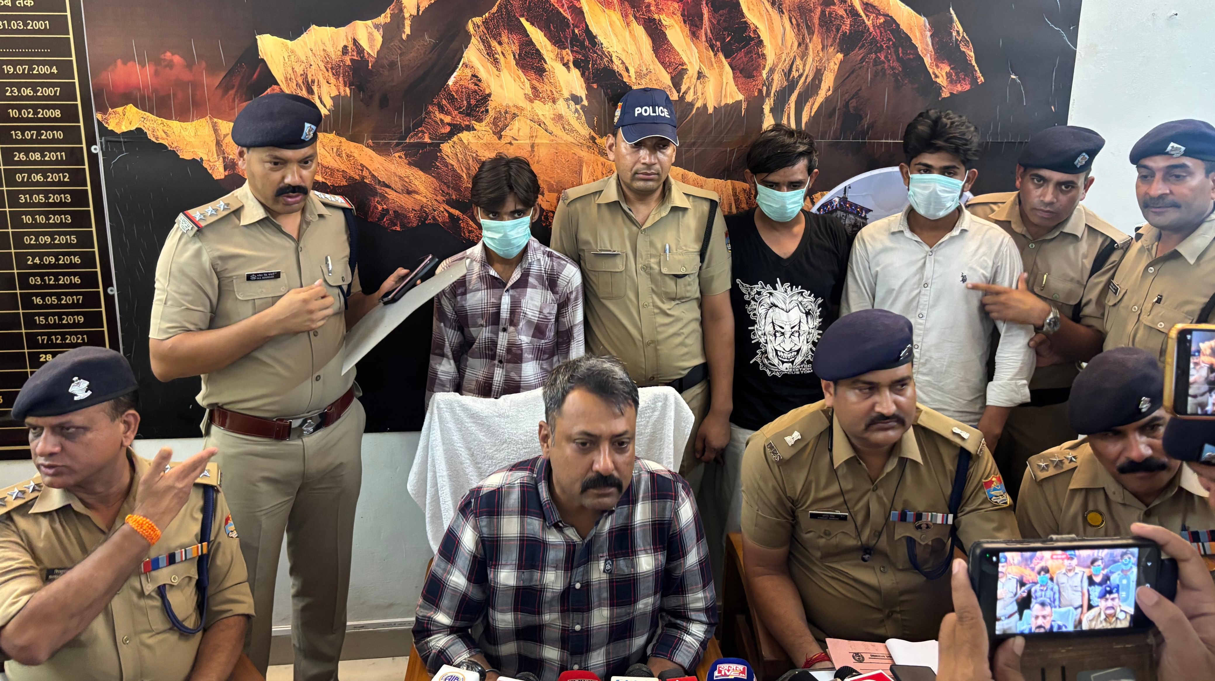 Haridwar Jeweler Robbed