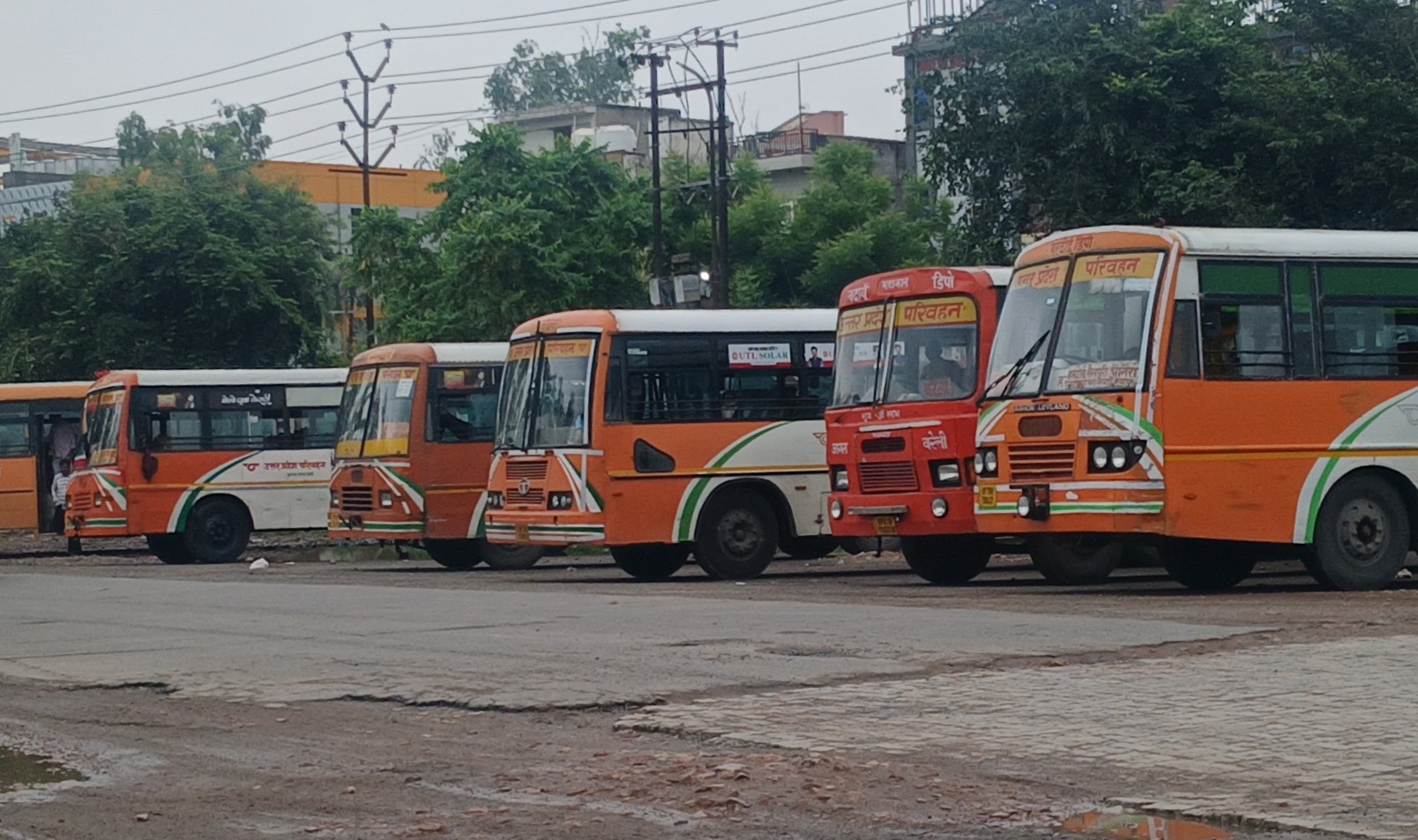 रक्षाबंधन स्पेशल रोस्टर: आगरा से चलेंगी ताबड़तोड़ बसें!