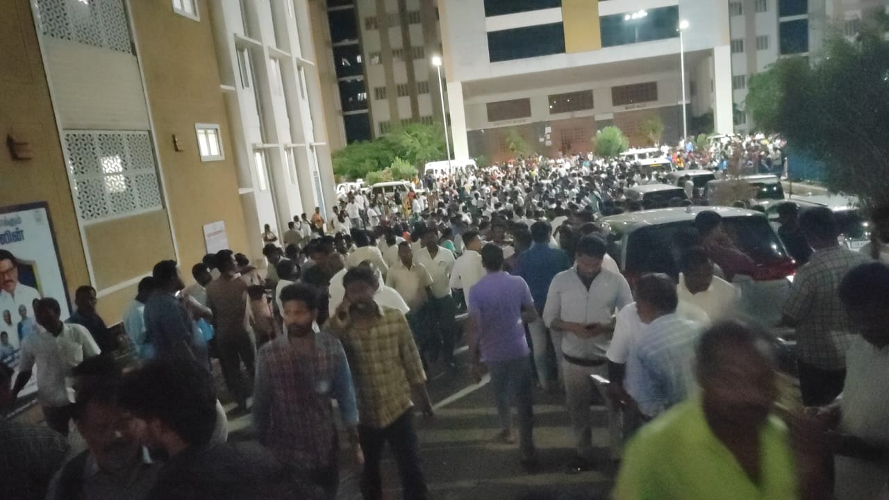 तमिलनाडु में एक्टर विजय की रैली में भगदड़, अब तक 36 लोगों की मौत, 58 गंभीर रूप से घायल