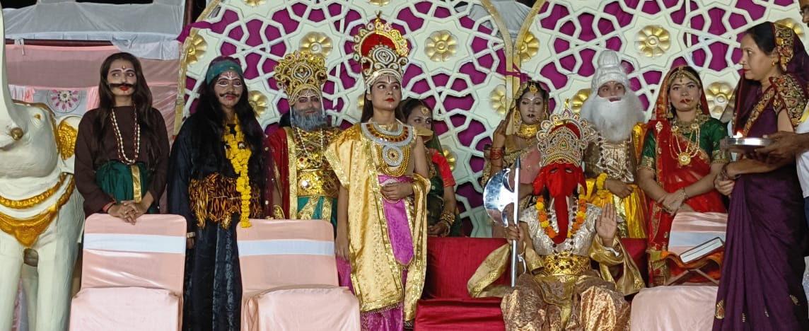 दिल्ली की इस विशेष रामलीला टीम में हैं 30 महिलाएं