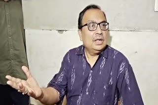 Kunal Ghosh at Narkeldanga Police Station following the attack.