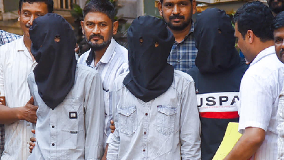 Mumbai Police Invokes MCOCA Against All Accused In Tiger Shroff Firing Case