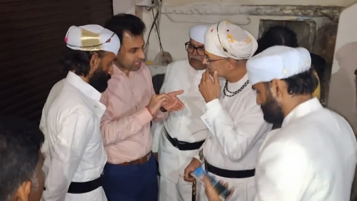 'Unwanted Controversy,' Says Vishvraj Singh After Udaipur Palace Violence Unwanted Controversy Says Vishvraj Singh After Udaipur Violence